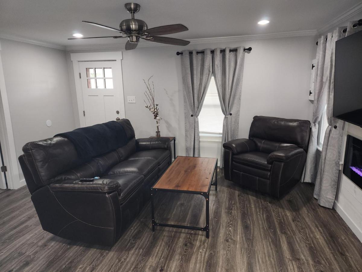 Villa Coastal Getaway à Morehead City Extérieur photo
